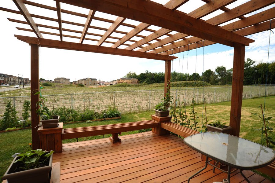 Square deck with full covered pergola
