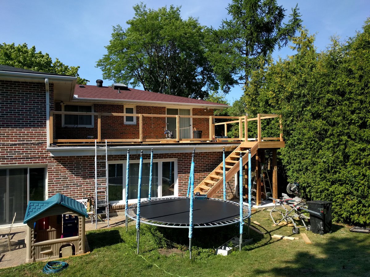 Cedar Deck on Rooftop