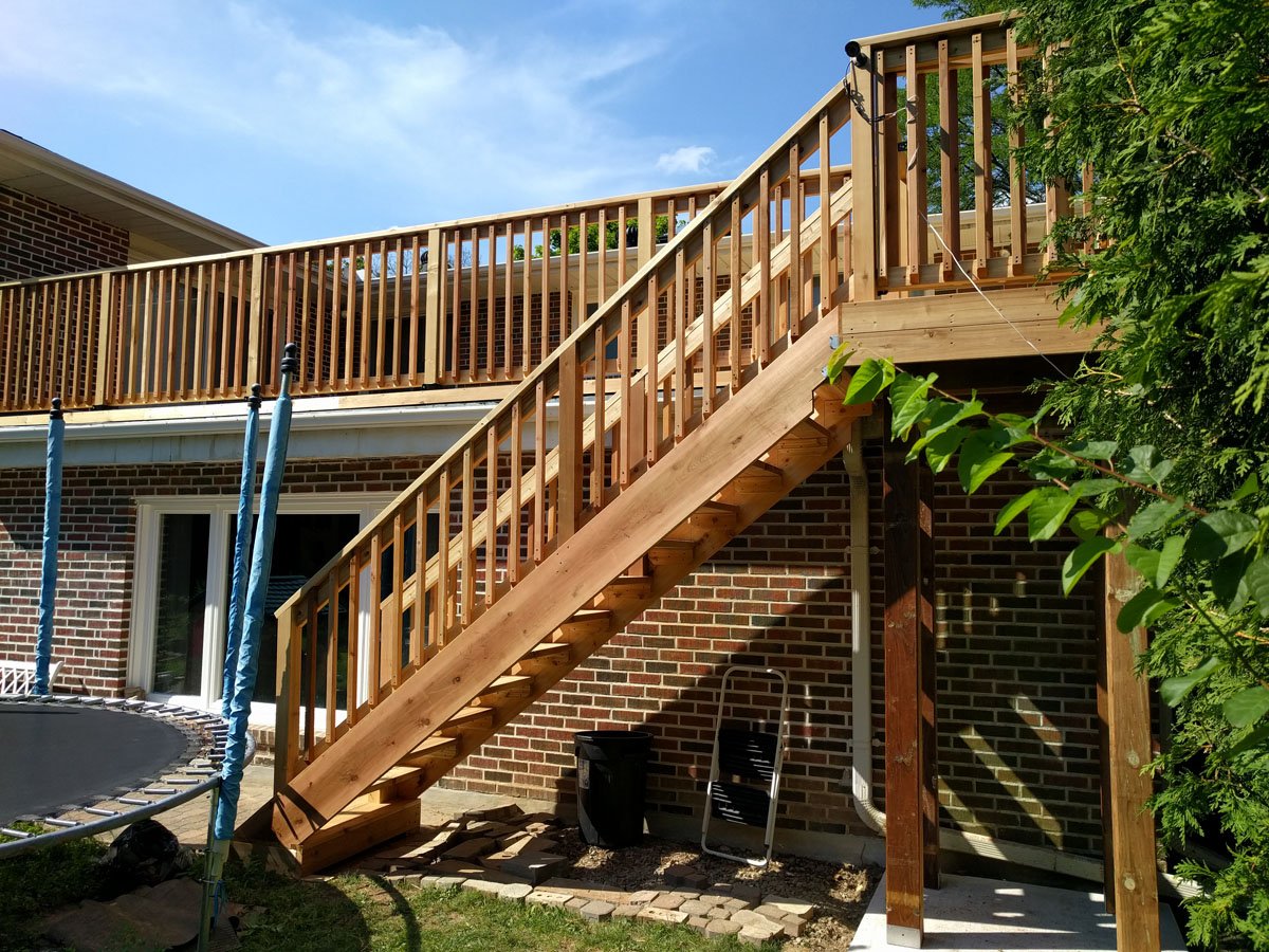 Cedar_Wood_Picket_Railing