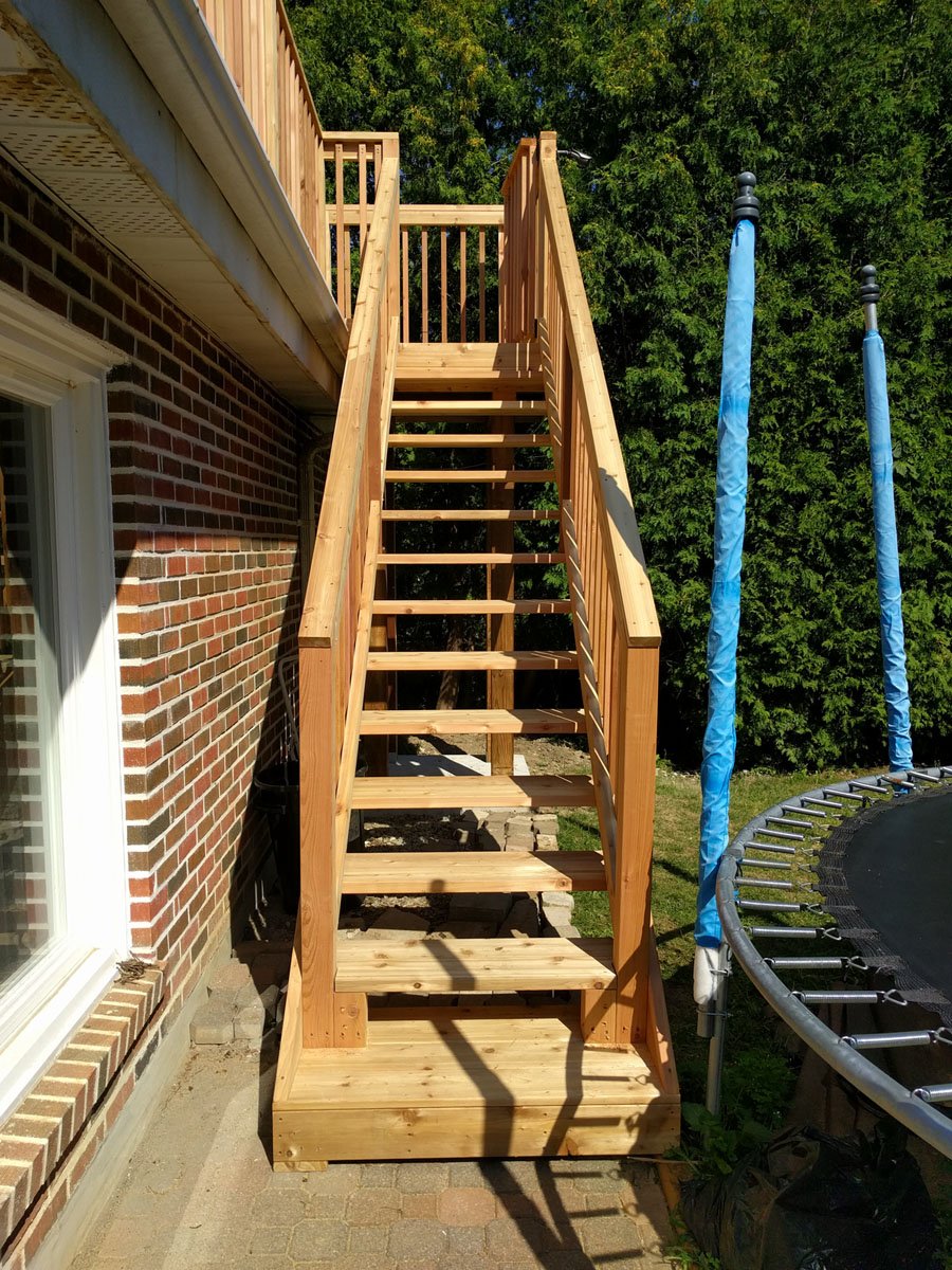 Cedar Deck on Rooftop