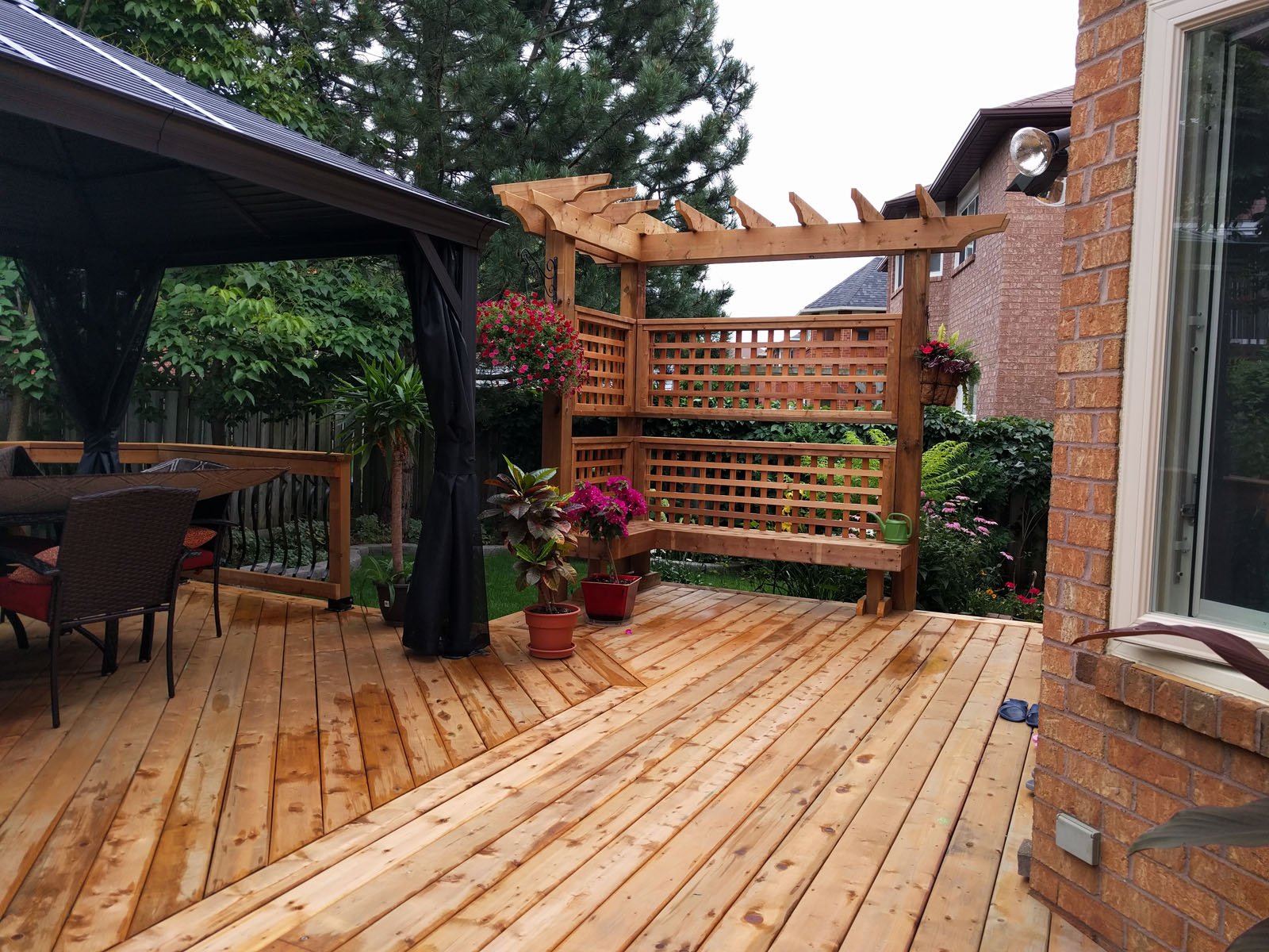 Made Deck Blend in the lovely Garden